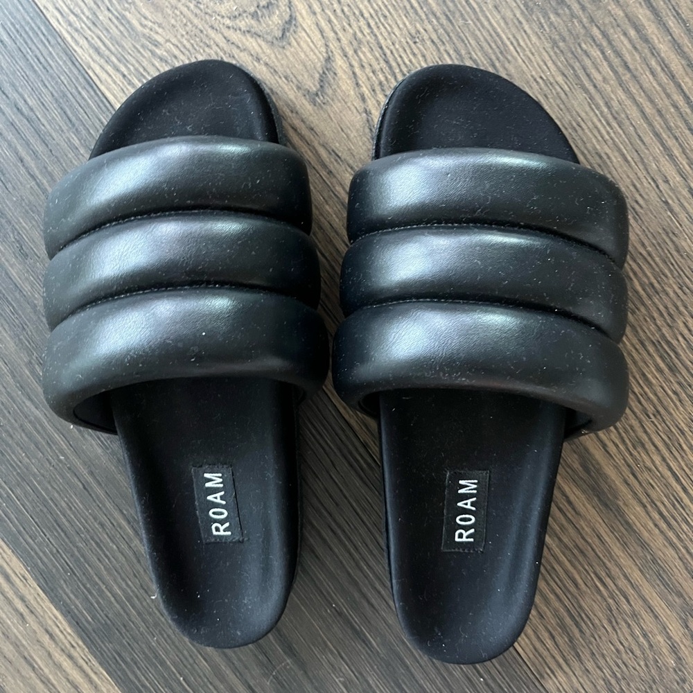 Roam puffy slides